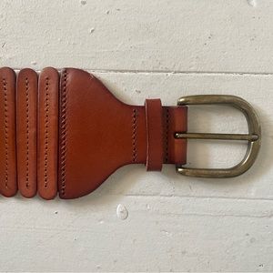 Anthropologie large Tabitha stretch tan brown waist belt with gold buckle